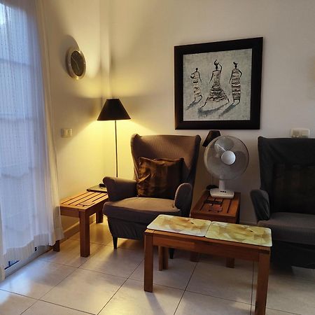 1 Bedroom Apartment In The Center Of 칼레타데푸스테 외부 사진