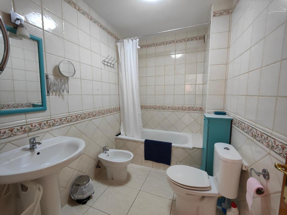 1 Bedroom Apartment In The Center Of 칼레타데푸스테 외부 사진